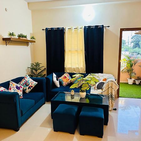 Zoomstay - 3Bhk Apartments Varanasi Exterior foto
