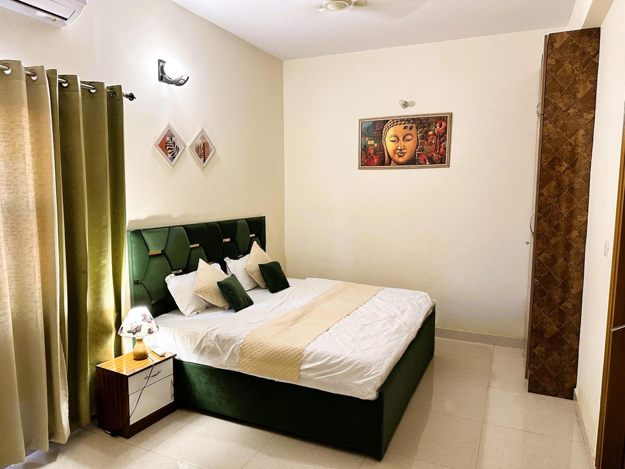 Zoomstay - 3Bhk Apartments Varanasi Exterior foto